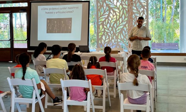 Realizar ejercicio físico es clave en el tratamiento de las enfermedades reumáticas en la edad infantil