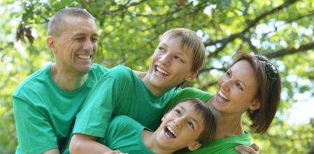ConArtritis anima a vestirse de verde este domingo como apoyo a las personas con enfermedades reumáticas