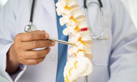 Osteoporosis: cómo detectar, prevenir y tratar esta enfermedad silenciosa que debilita los huesos