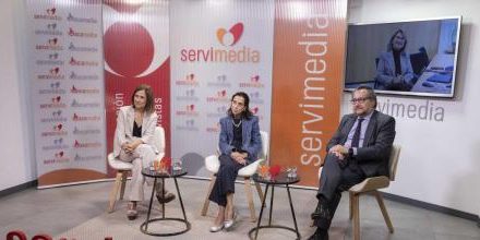 La pérdida de masa ósea “se acelera de forma notable” en los años posteriores a la menopausia