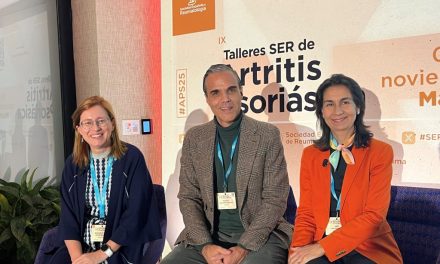 Qué influye en el desarrollo de la artritis psoriásica