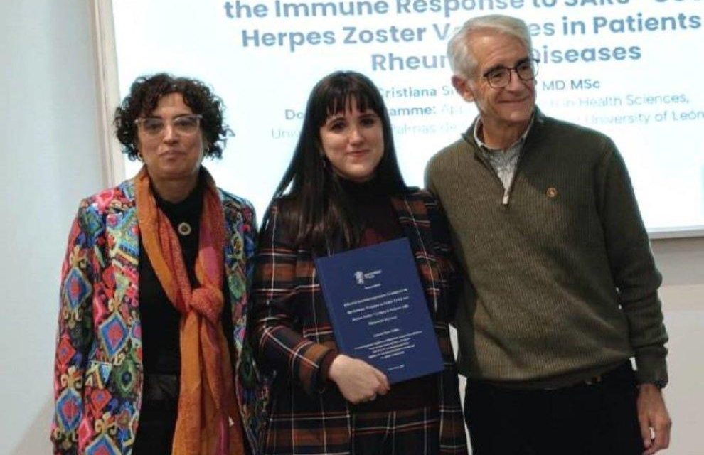 Una tesis de la ULE analiza la respuesta inmunitaria en pacientes con enfermedades reumáticas