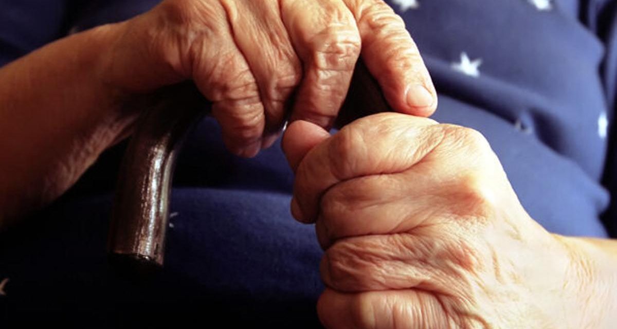 La hiperlaxitud articular: la enfermedad silenciosa que empieza en la infancia y puede causar dolor de por vida